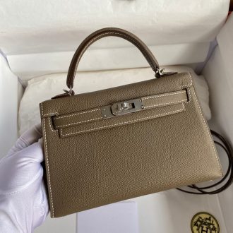 Hermes Elegant Leather Mini Handbag