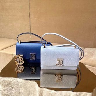 Burberry Elegant Leather Handbag Collection