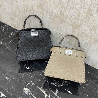 Fendi Elegant Pebble Leather Handbag