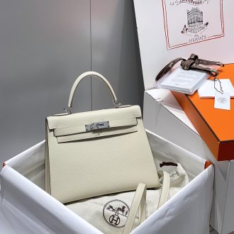 Hermes Kelly Bag in White Epsom Leather
