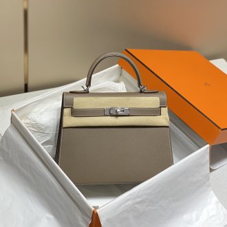 Hermes Kelly Handbag in Epsom Leather