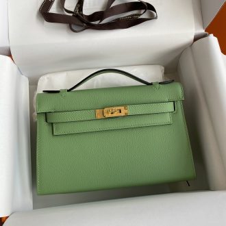 Hermes Kelly Pochette in Green Leather