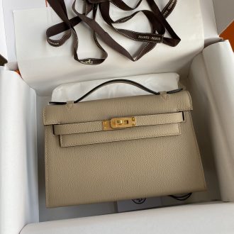 Hermes Hermès Classic Kelly Handbag