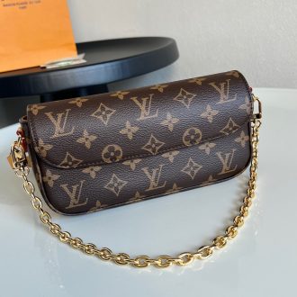 Louis Vuitton Monogram Canvas Chain Pouch