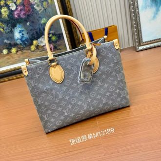Louis Vuitton Monogram Canvas Tote