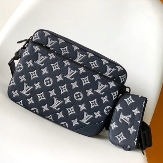 Louis Vuitton Monogram Canvas Crossbody Bag