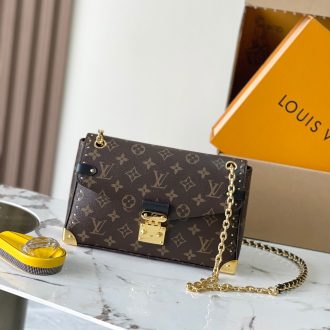 Louis Vuitton Monogram Canvas Crossbody Bag