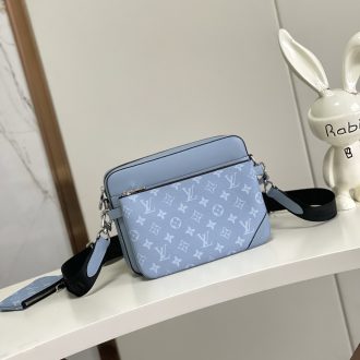 Louis Vuitton Monogram Shoulder Bag
