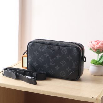 Louis Vuitton Monogram Canvas Crossbody Bag