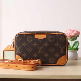 Louis Vuitton Monogram Canvas Crossbody Bag
