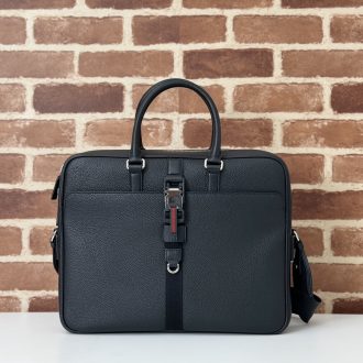 Elegant Black Leather Briefcase by [Brand Name]