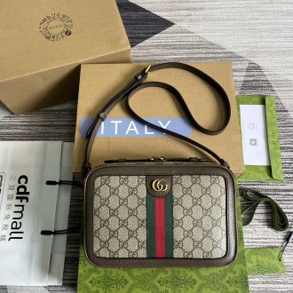 Gucci GG Supreme Canvas Shoulder Bag