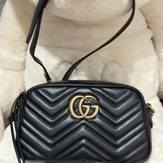 Gucci GG Marmont Matelassé Leather Shoulder Bag
