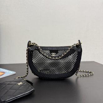Elegant Black Mesh Handbag with Chain Strap