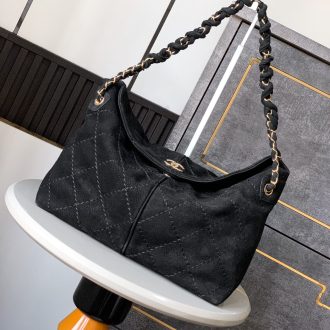 Chanel Quilted Leather Chain Shoulder Bag
