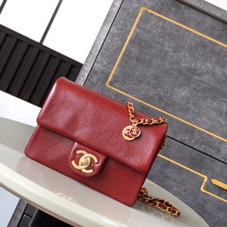 Chanel Classic Flap Bag in Red Leather